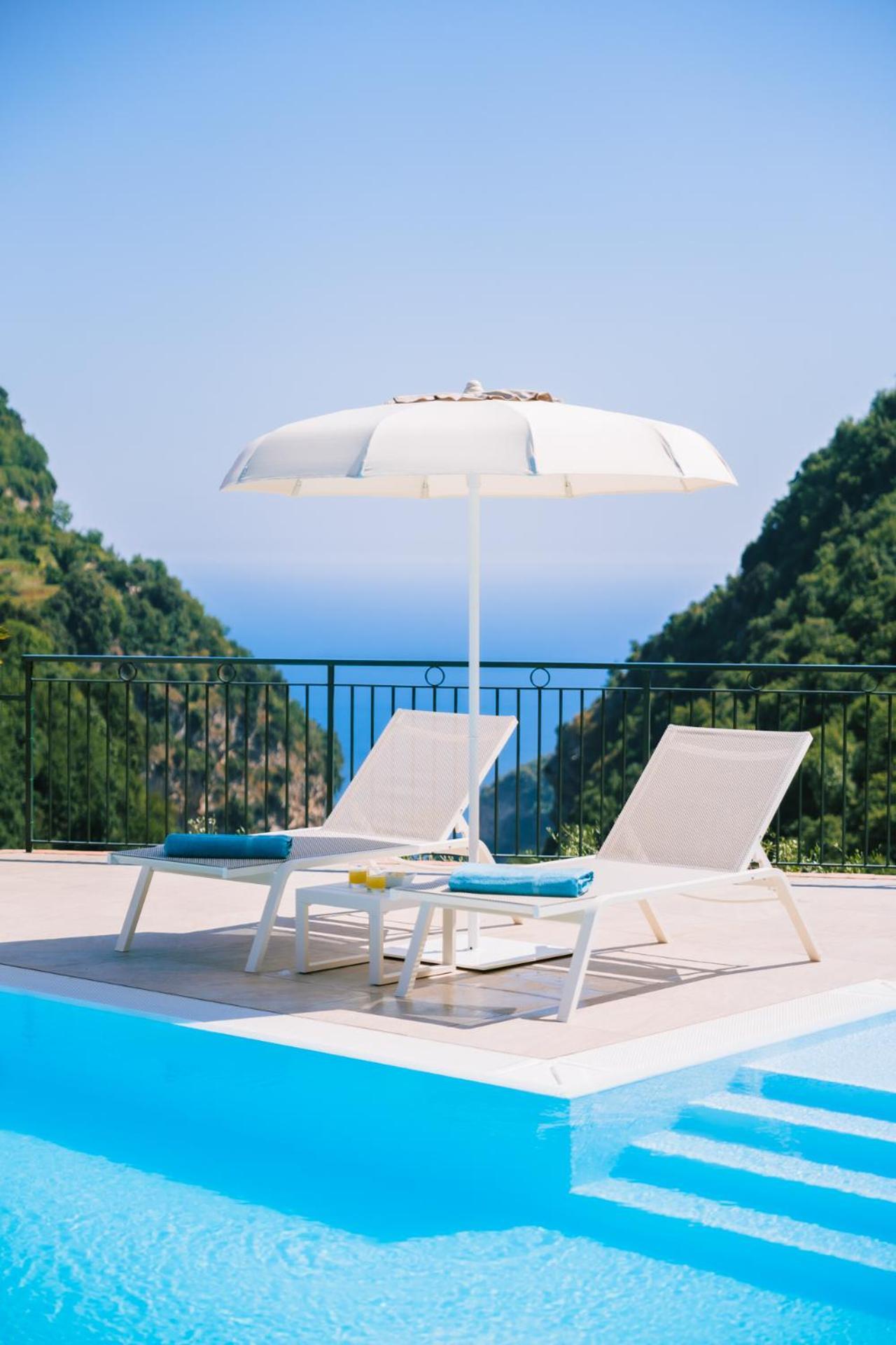 Villa Sant'Alfonso Scala Exterior foto
